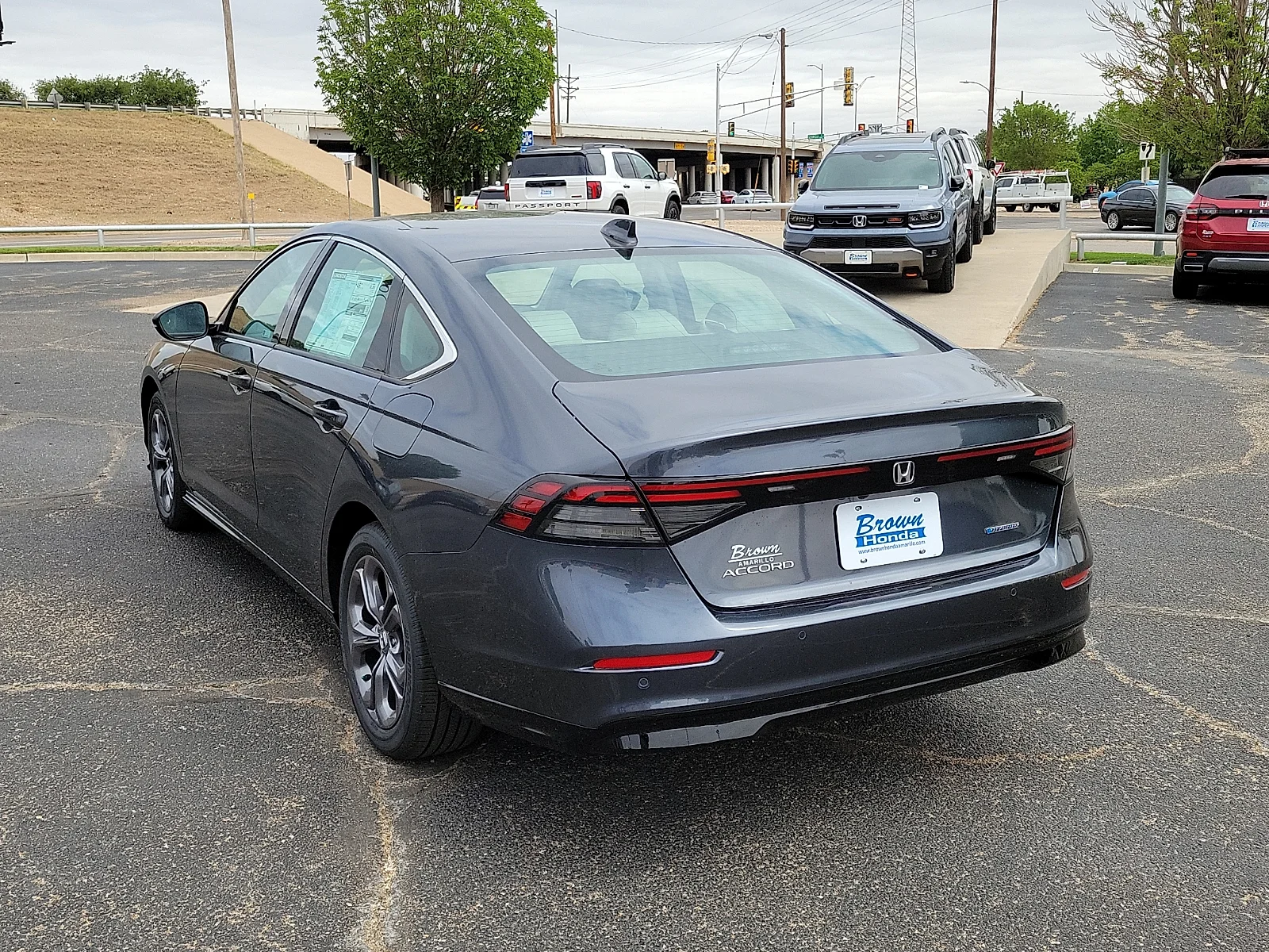 2026 Honda Accord Hybrid EX-L - Photo 8