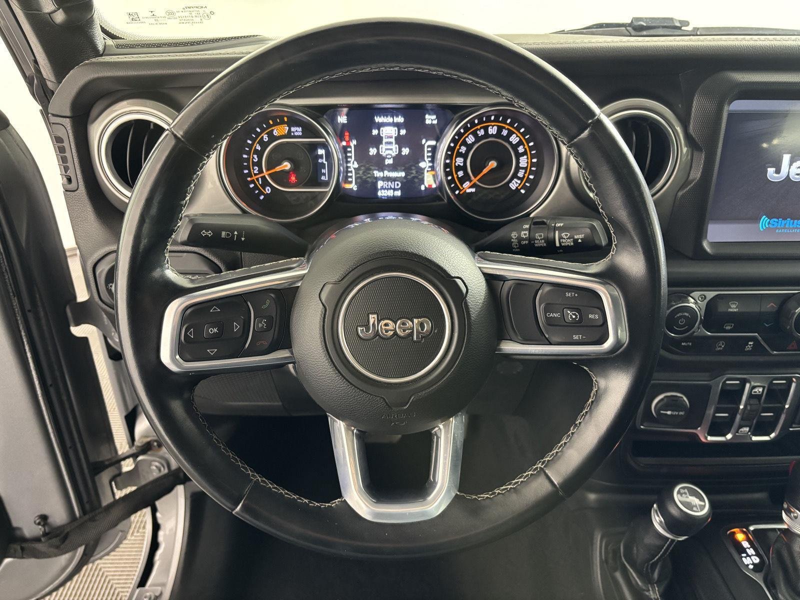 Used 2020 Billet Silver Metallic Jeep Sahara image 24