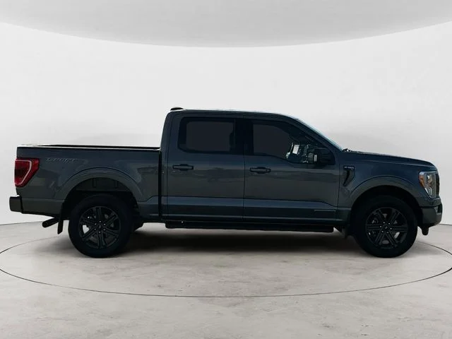 Used 2023  Ford XLT image 6