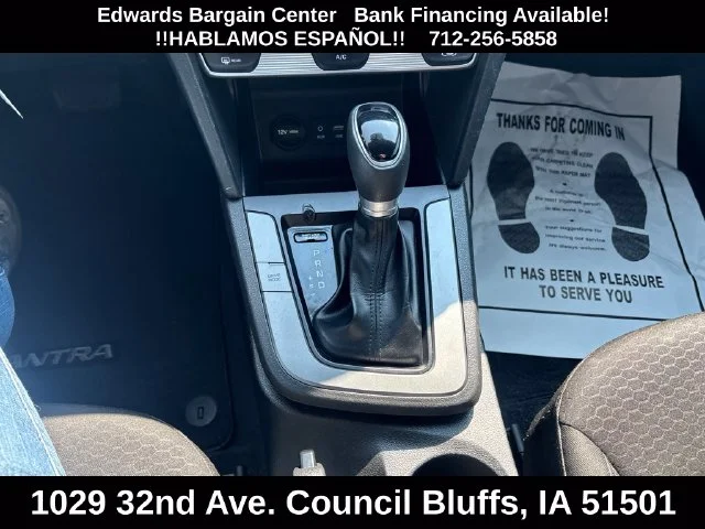 Used 2019 Gray Hyundai SE image 19