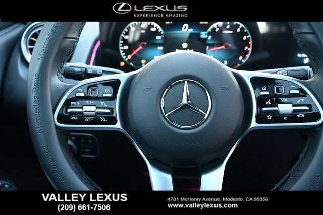 Used 2023 White Mercedes-Benz GLB 250 image 10