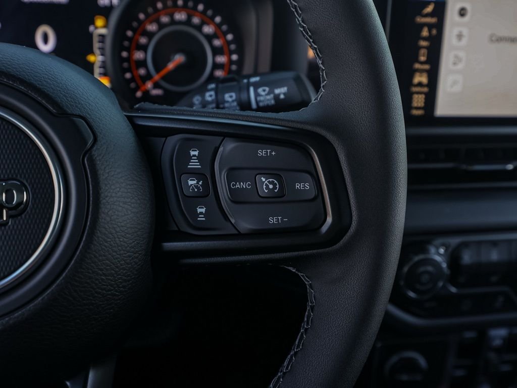 New 2026 Granite Crystal Metallic Clear-Coat Exterior Paint Jeep Rubicon image 26