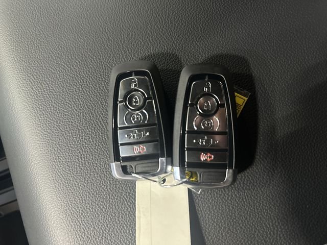 New 2026 Ruby Red Metallic Tinted Clearcoat Ford XLT image 33