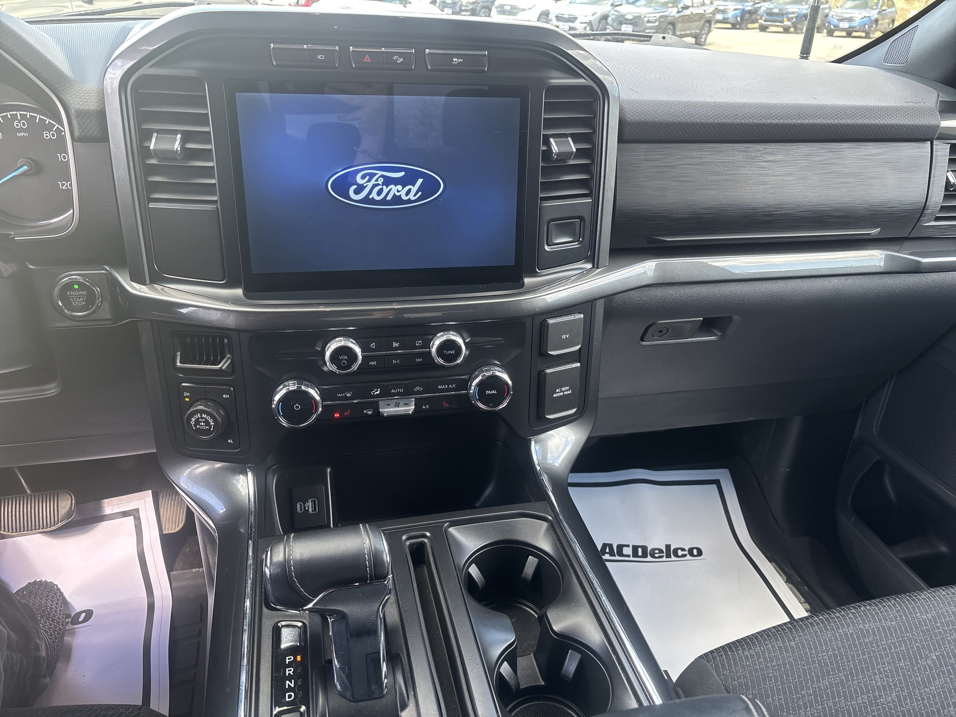 Used 2022 Agate Black Metal Ford XLT image 16