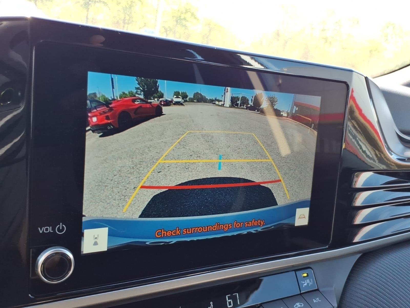 Used 2025 Ice Cap Toyota SE image 16