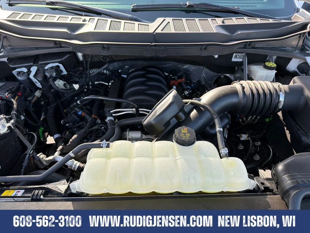 Used 2023 White Ford XL image 21