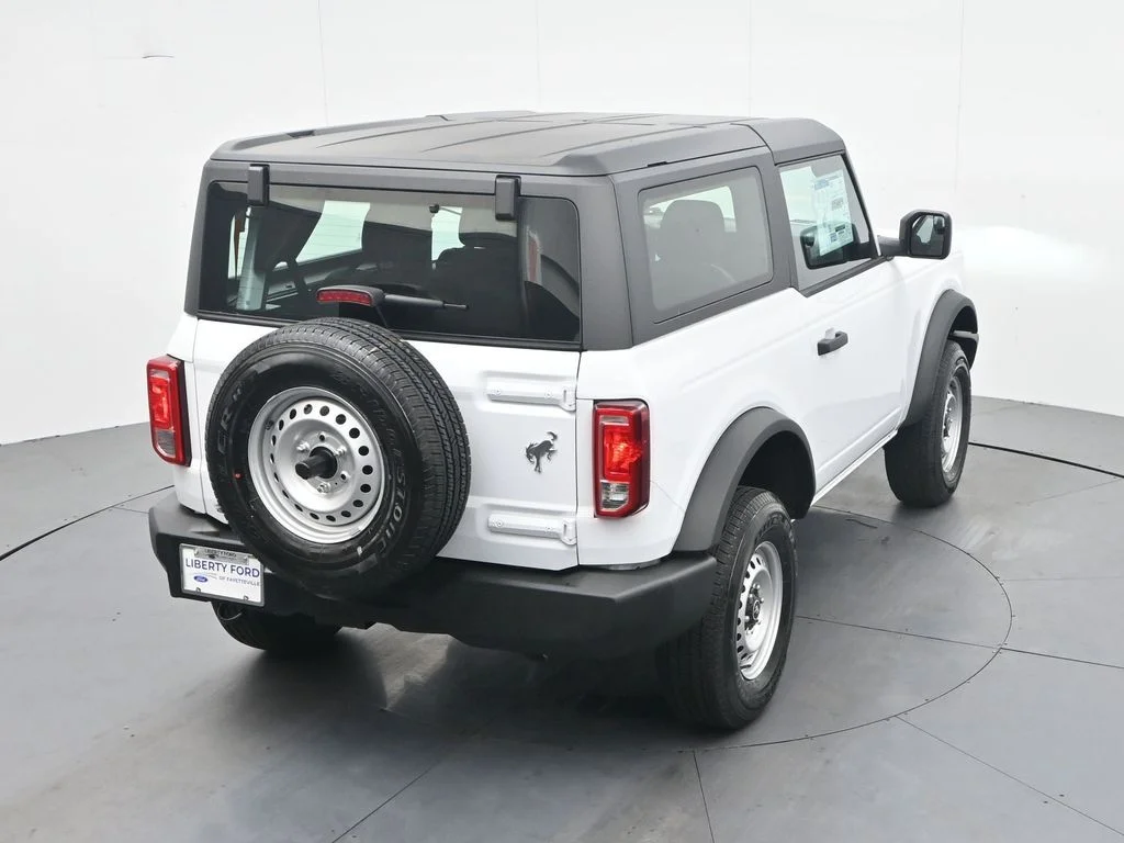 New 2026 Oxford White Ford Base image 27