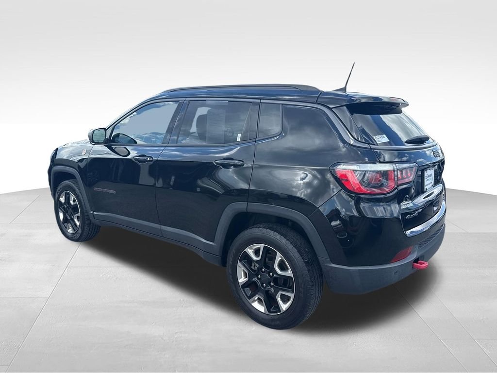 Used 2018 Black Jeep Trailhawk image 3
