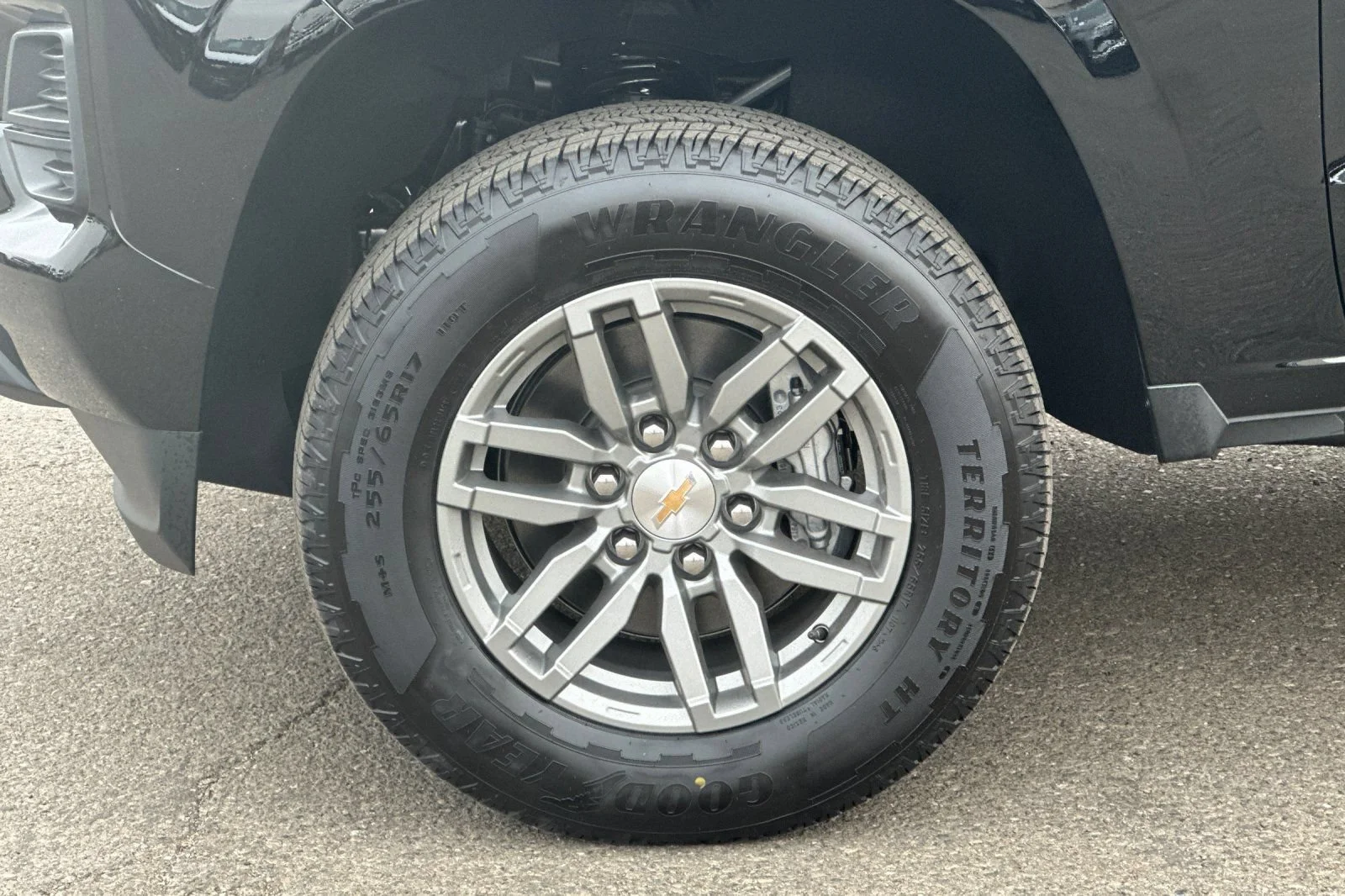 New 2026 Black Chevrolet LT image 25