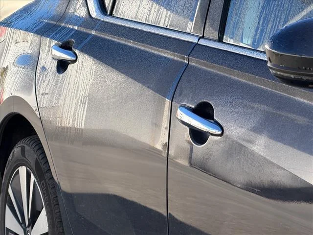 Used 2019 Storm Blue Metallic Nissan 2.5 SV image 14