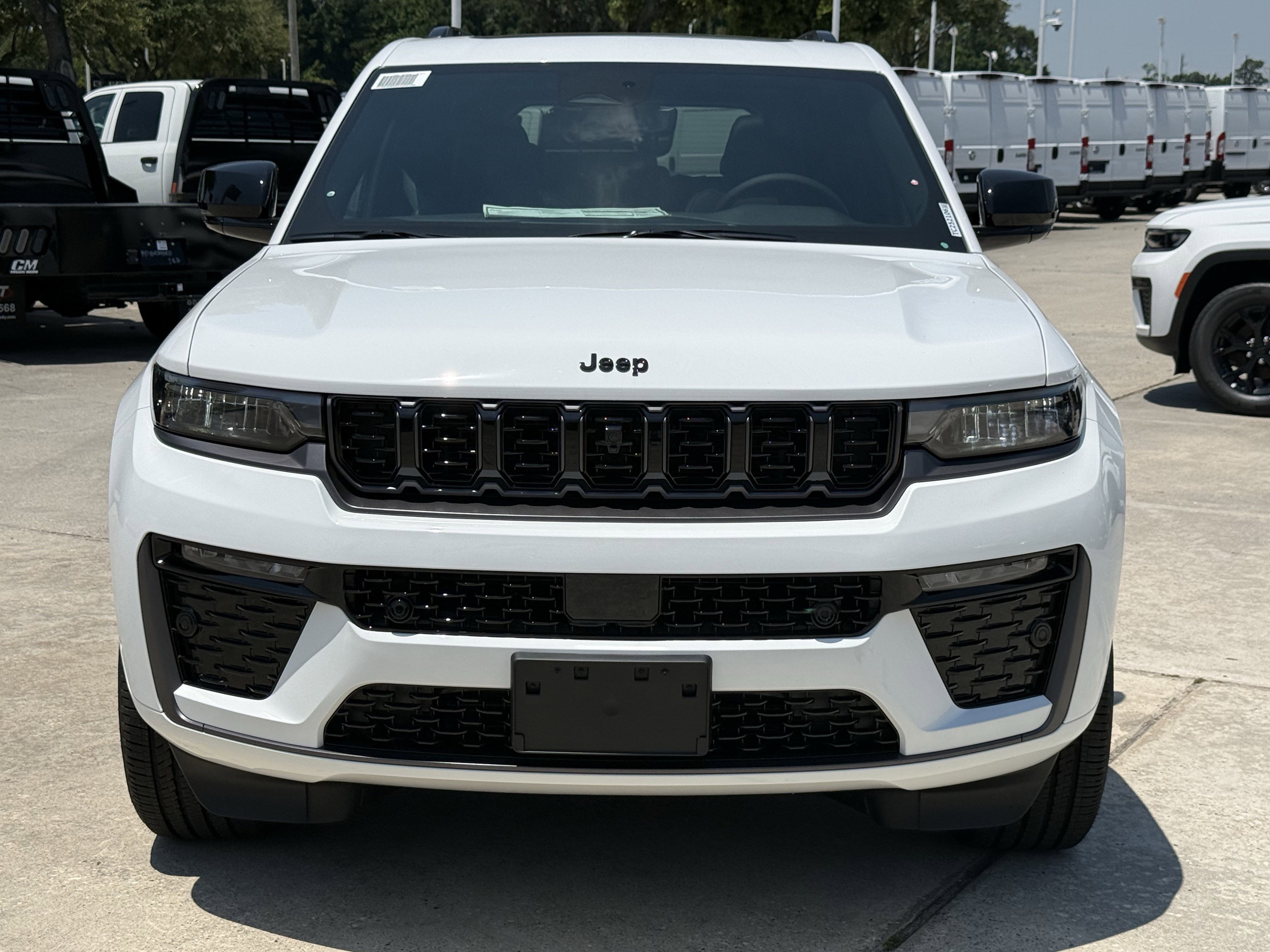 New 2026 Bright White Clearcoat Jeep Limited Reserve image 6