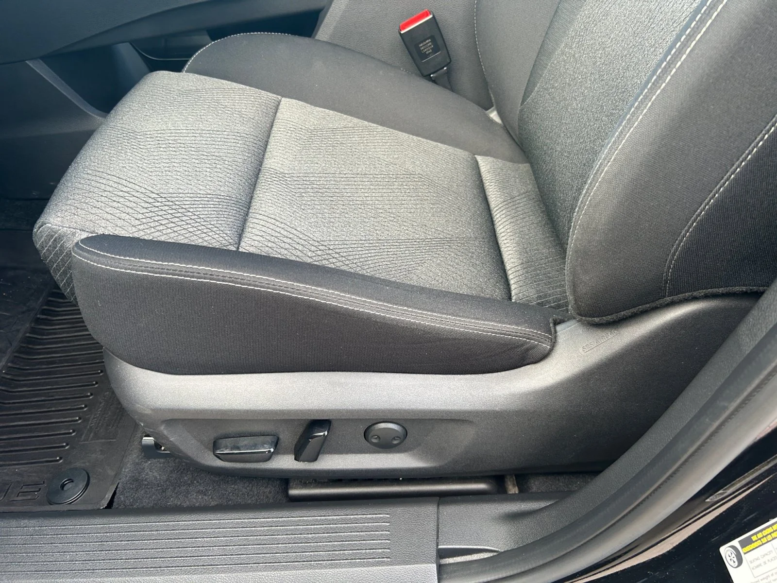 Used 2024 Black Nissan SV Moonroof AWD image 15