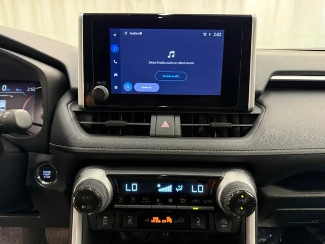 Used 2024  Toyota XLE image 15