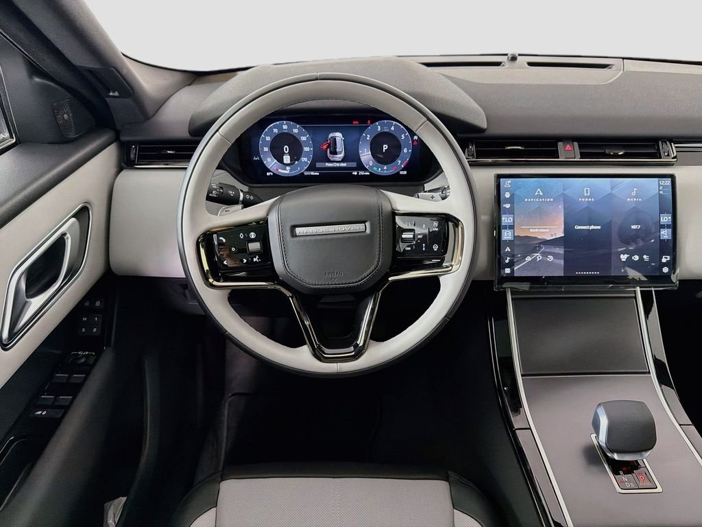 New 2026 Santorini Black Land Rover S image 24
