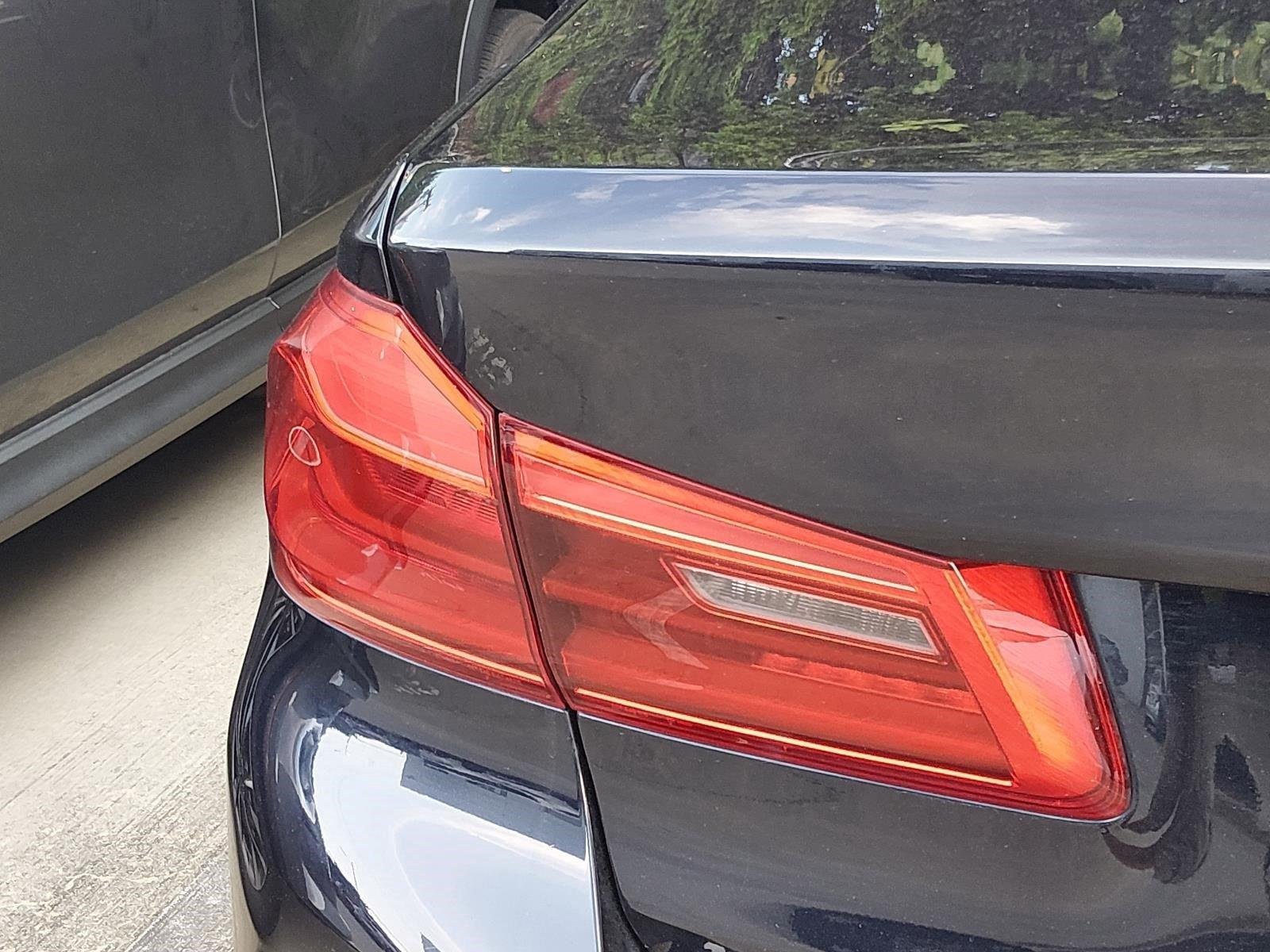 Used 2019 Carbon Black Metallic BMW 540i image 10