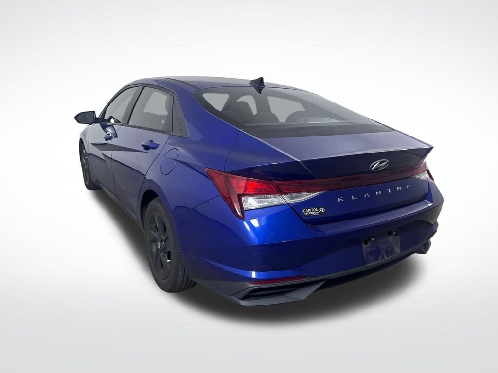 Used 2023 Blue Hyundai SEL image 9