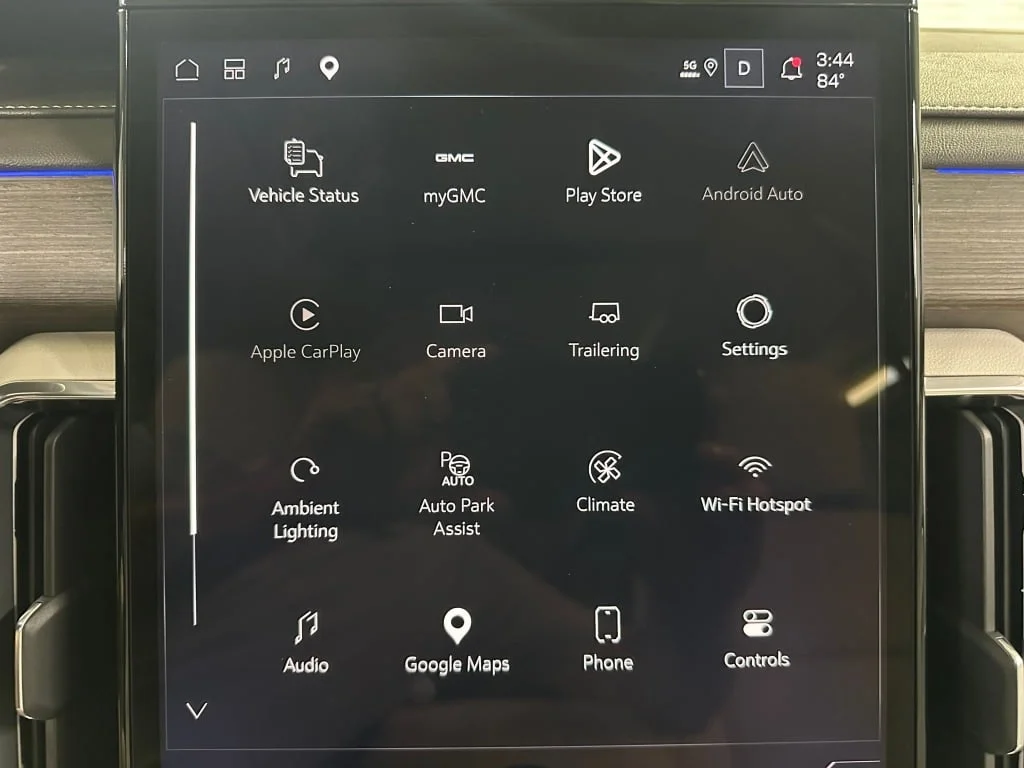 2026 GMC Acadia Denali - Photo 14