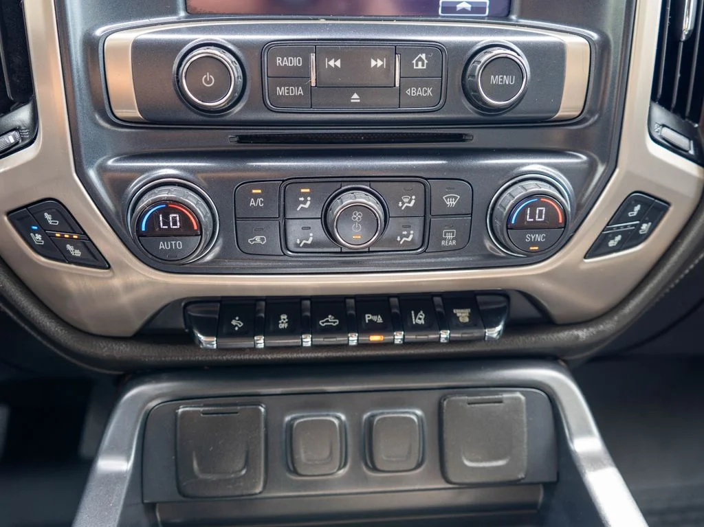 Used 2018 Black GMC Denali image 26