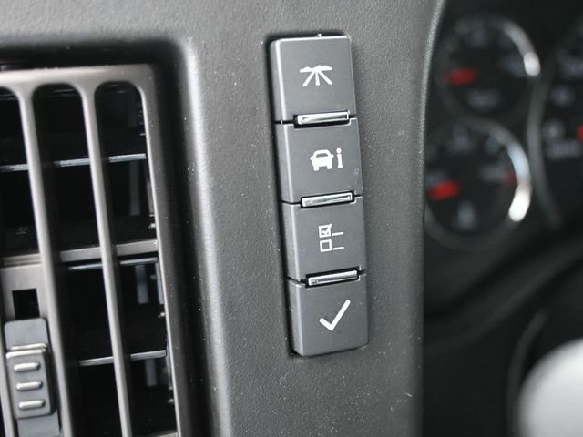 2024 Chevrolet Express Passenger LT - Photo 48