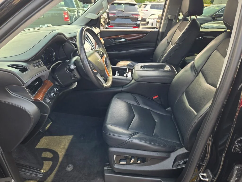 Certified Used 2018 Black Cadillac Premium image 27
