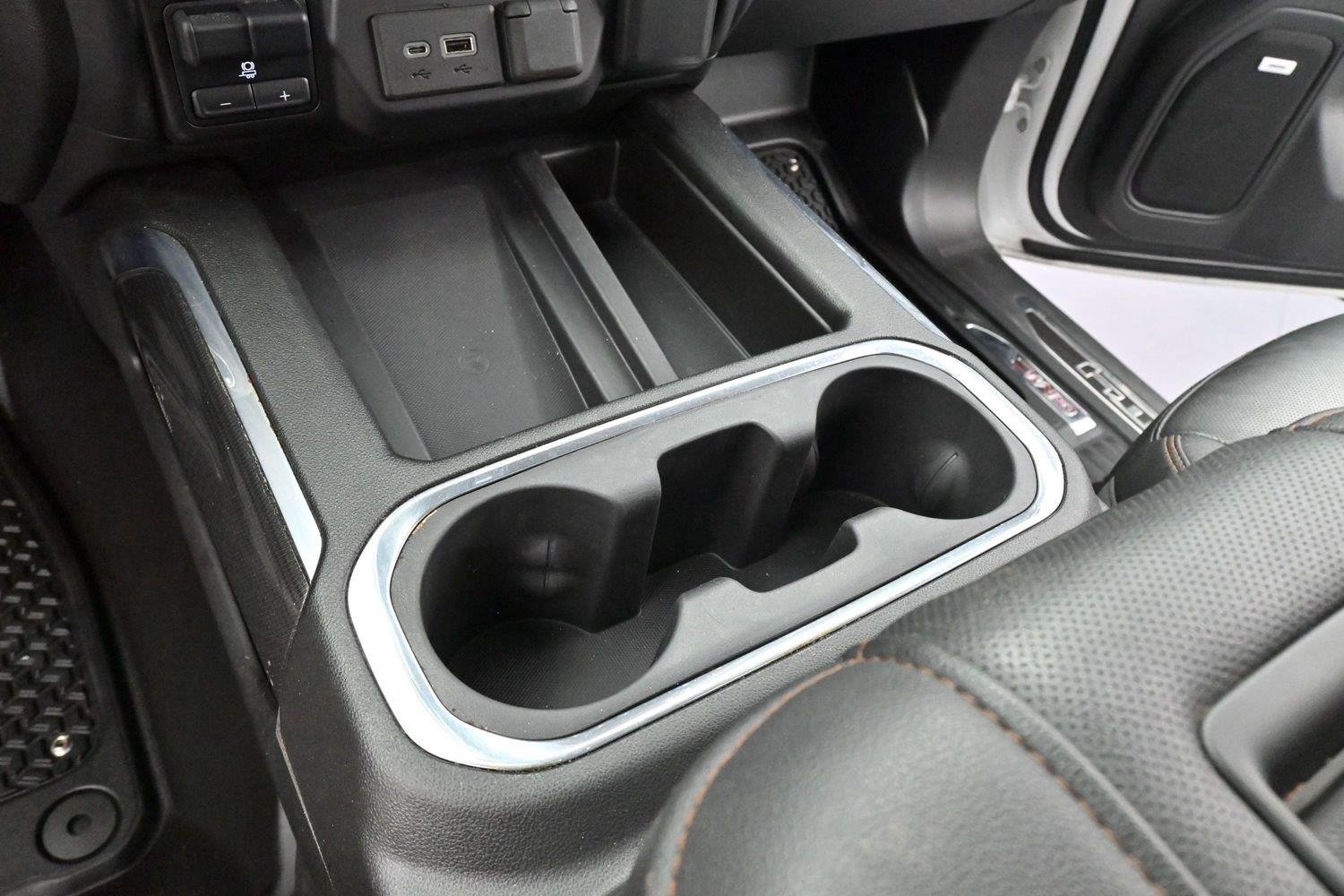 Used 2021 Summit White GMC AT4 image 19