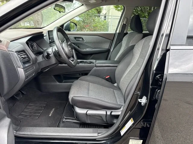 Used 2022 Super Black Nissan S image 14