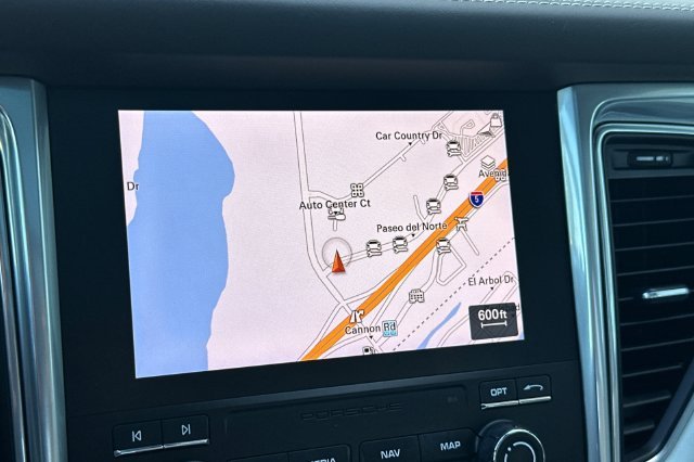 Used 2017  Porsche Turbo image 18