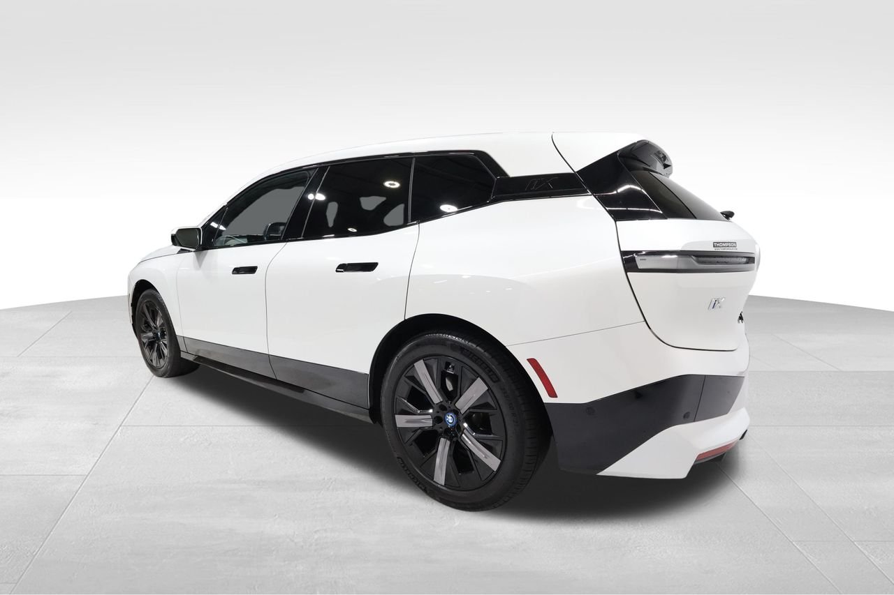 Used 2024 BMW iX Base with VIN WB523CF02RCN27084 for sale in Springfield, MO