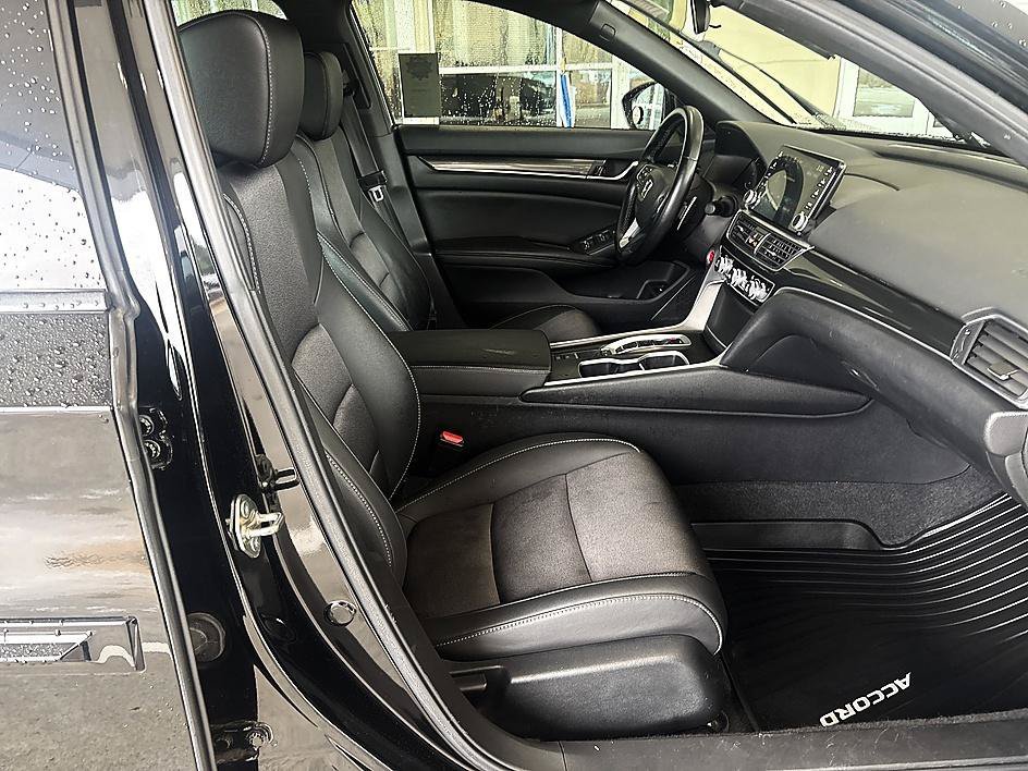 Used 2019 Crystal Black Pearl Honda Sport 2.0T image 21
