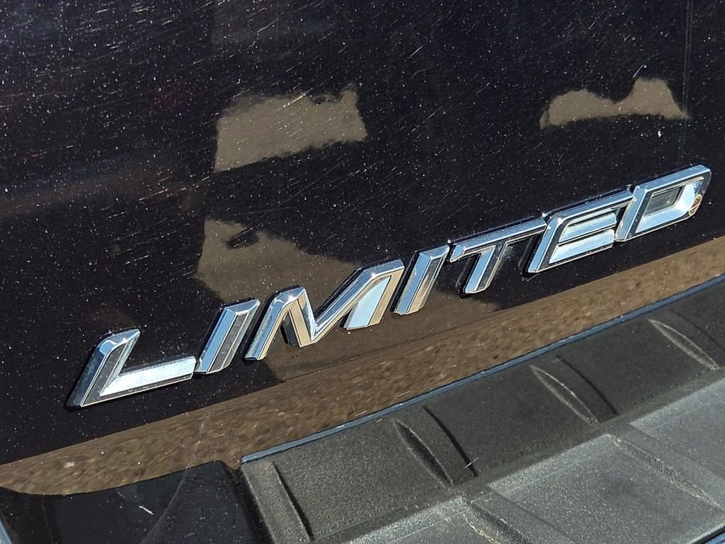 Used 2023 Agate Black Metallic Ford Limited image 14