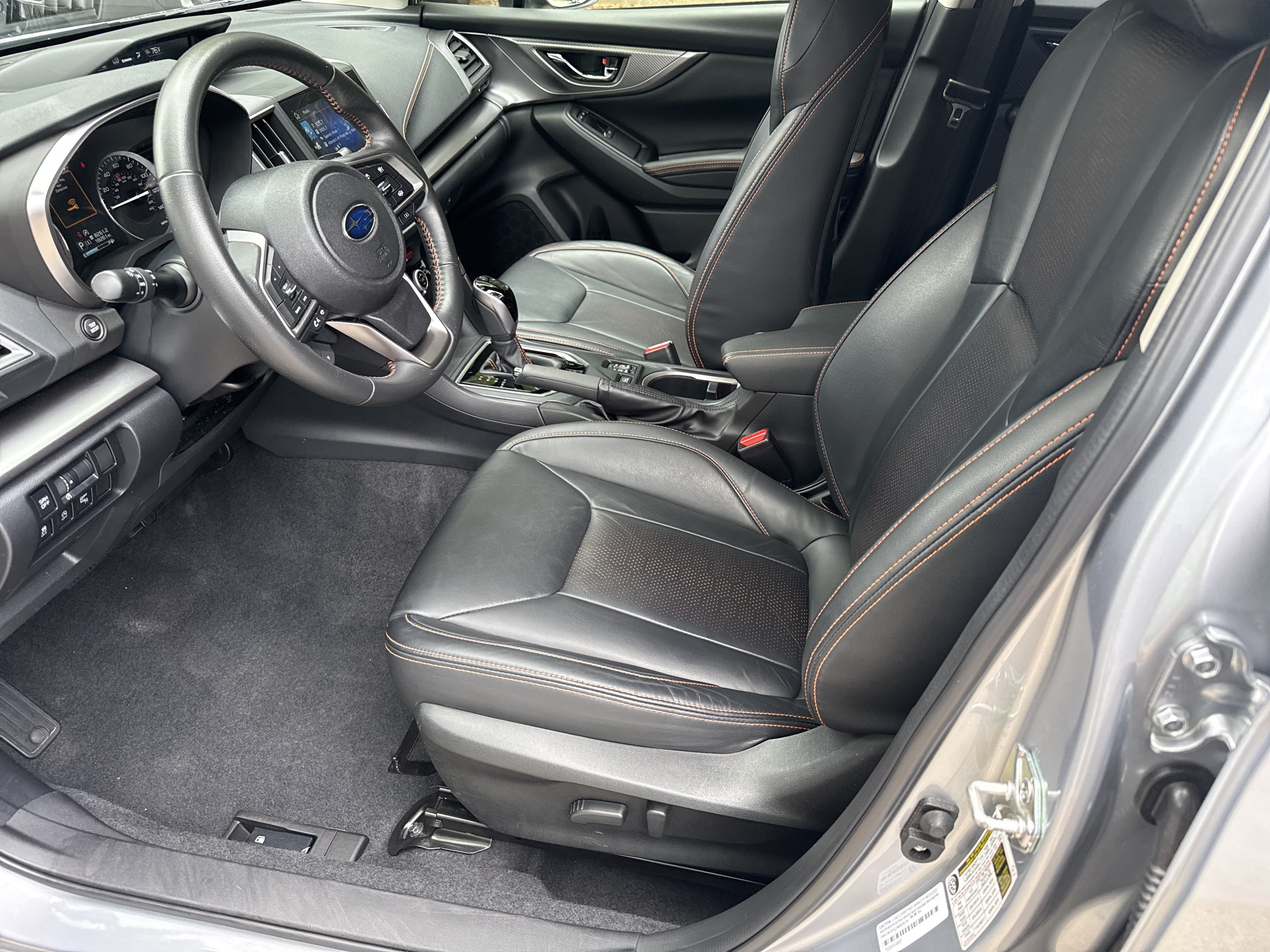 Used 2023 Ice Silver Metallic Subaru Limited image 8