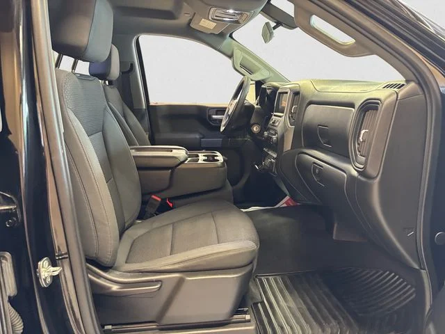 Used 2020 Black Chevrolet Custom image 16