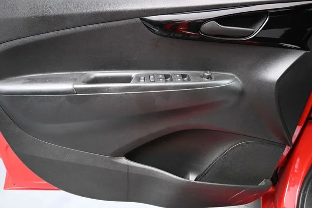 Used 2017 Red Chevrolet 1LT image 13