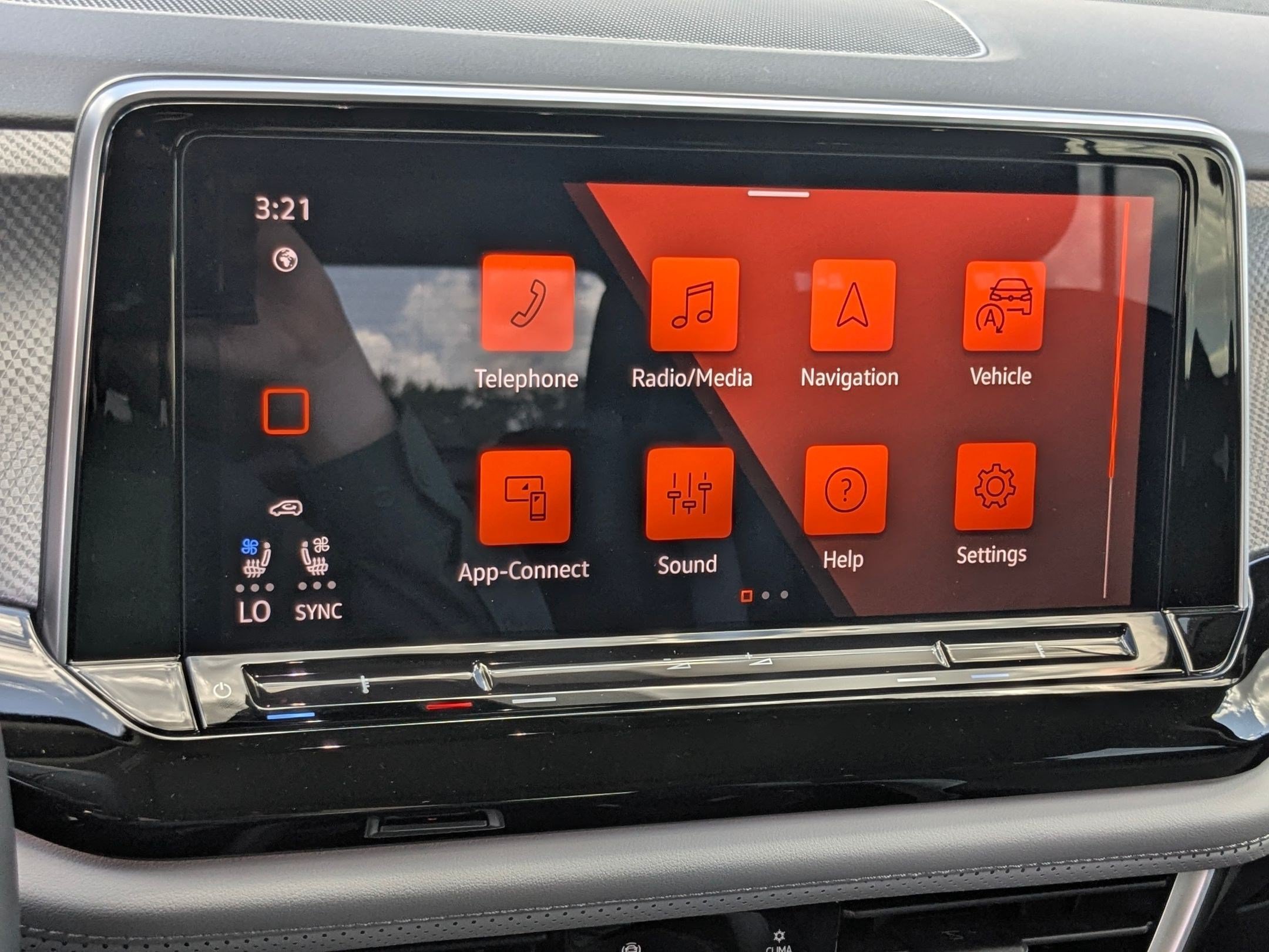 New 2026 Pure Gray Metallic Volkswagen 2.0T Peak Edition image 11