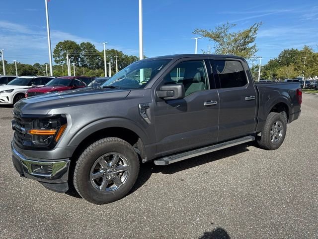 Used 2025 Gray Ford XLT image 14