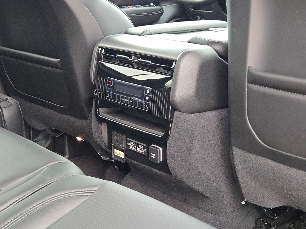 New 2026 High Gloss Black Jeep Limited Altitude image 14