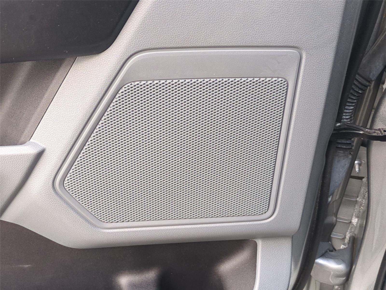 Used 2022 Iconic Silver Ford XL image 17