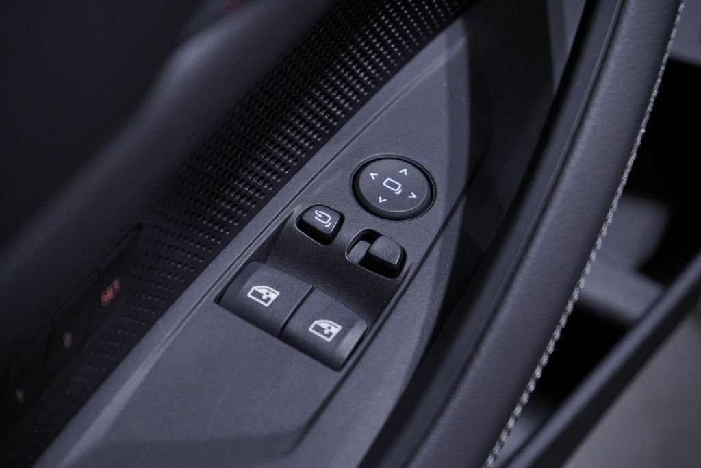 2026 BMW 4 Series 430i - Photo 11