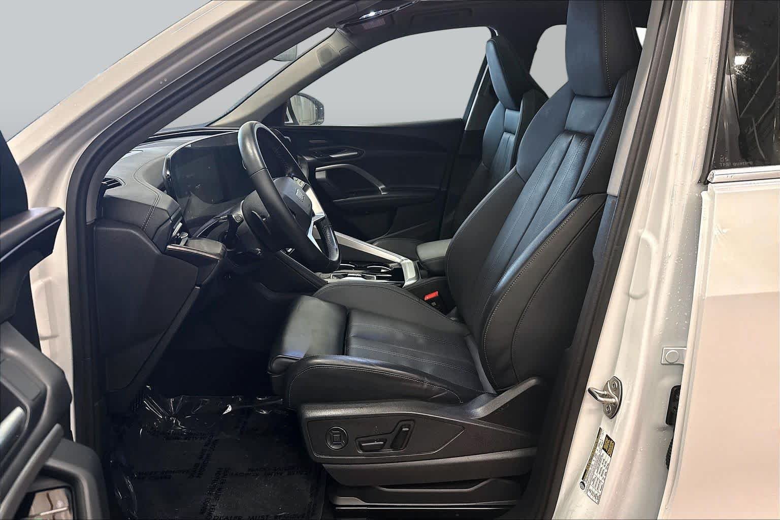 Used 2025 Glacier White Metallic Audi Premium Plus image 8