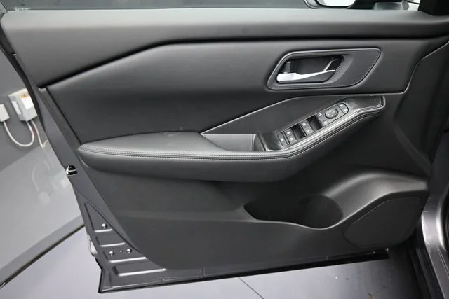 New 2026 Gun Metallic Nissan SV image 9
