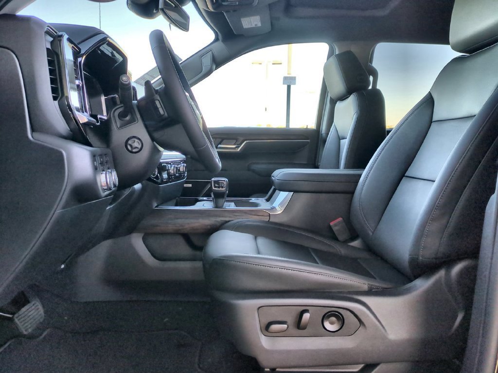 2026 GMC Sierra 1500 SLT - Photo 20