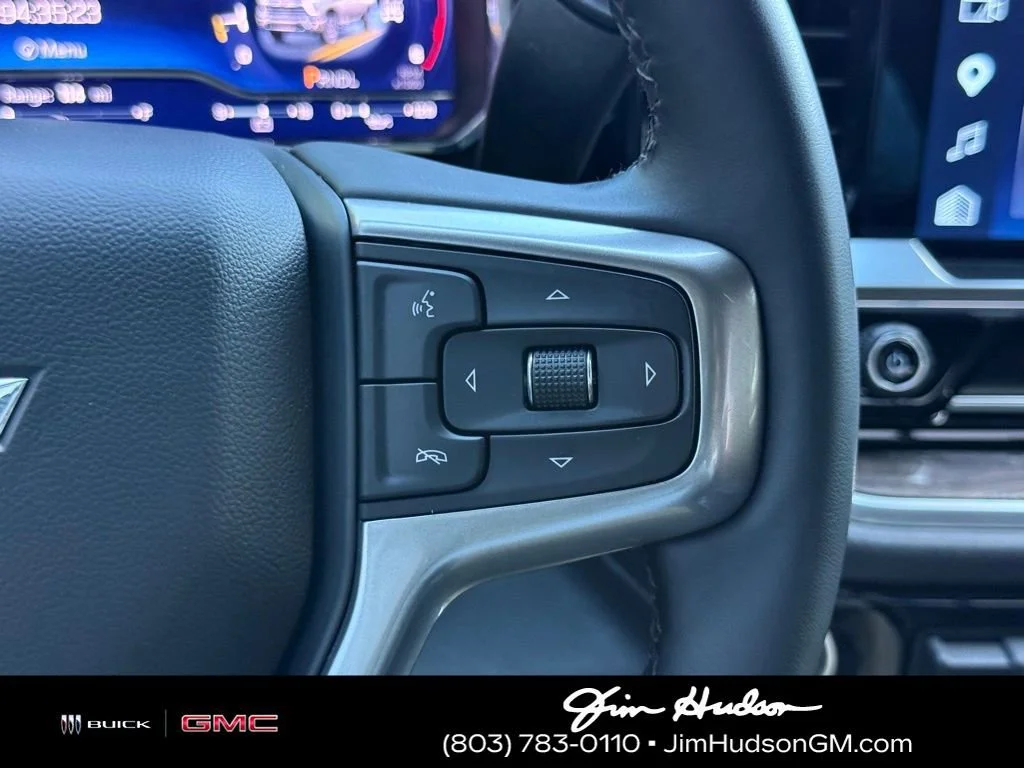 Used 2025 Black Chevrolet LTZ image 28