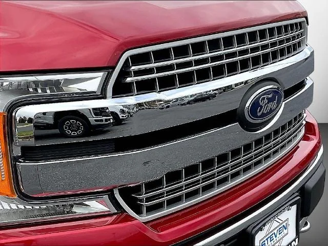 Used 2020 Rapid Red Metallic Tinted Clearcoat Ford Lariat image 77