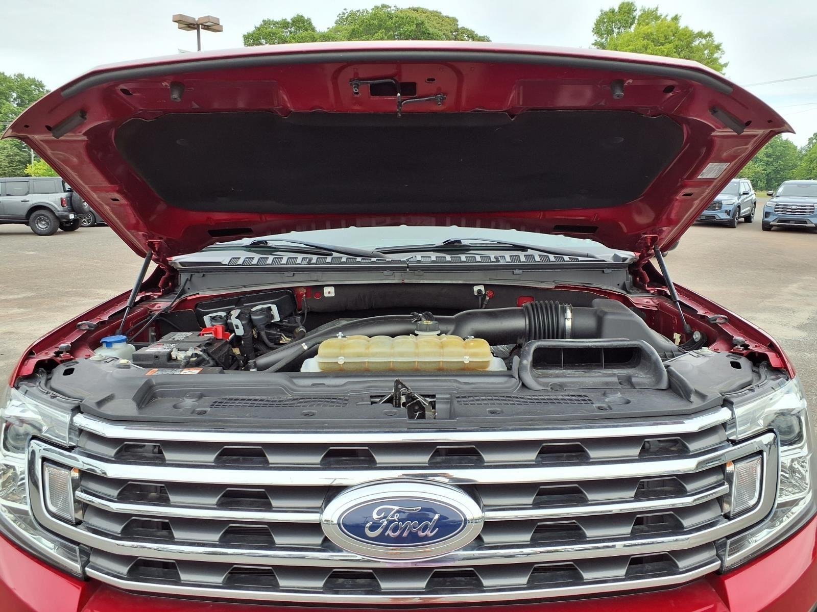 Used 2021 Rapid Red Metallic Tinted Clearcoat Ford XLT image 31