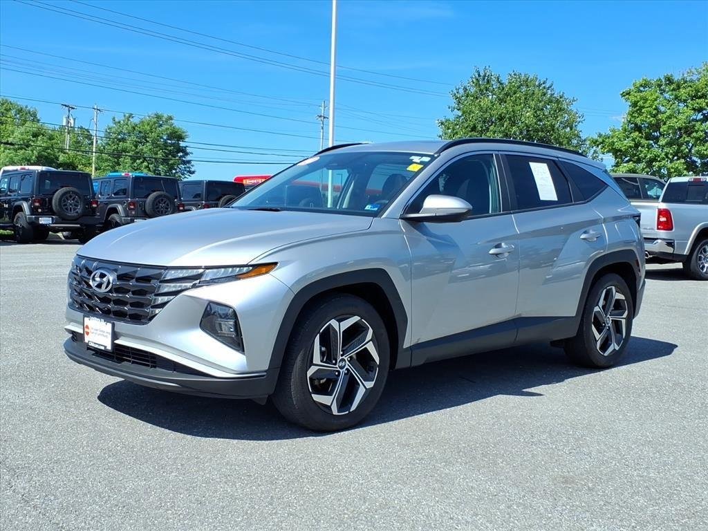 Used 2024 Shimmering Silver Hyundai SEL image 3