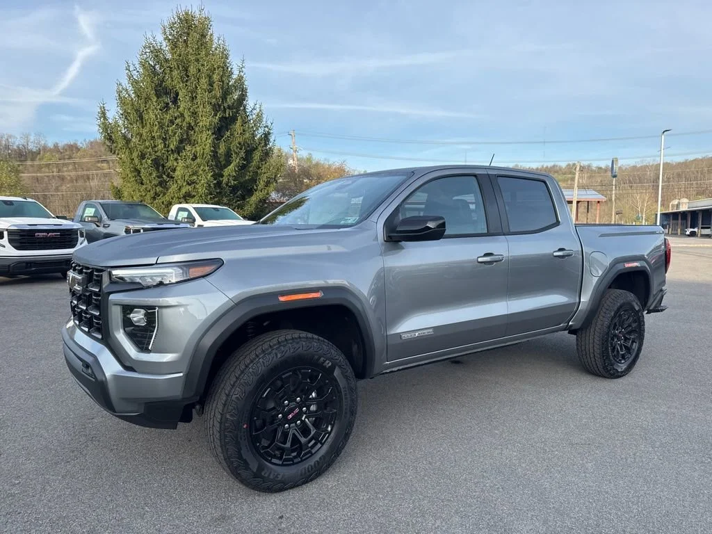 2026 GMC Canyon 4WD Elevation Crew Cab Short Box's photo