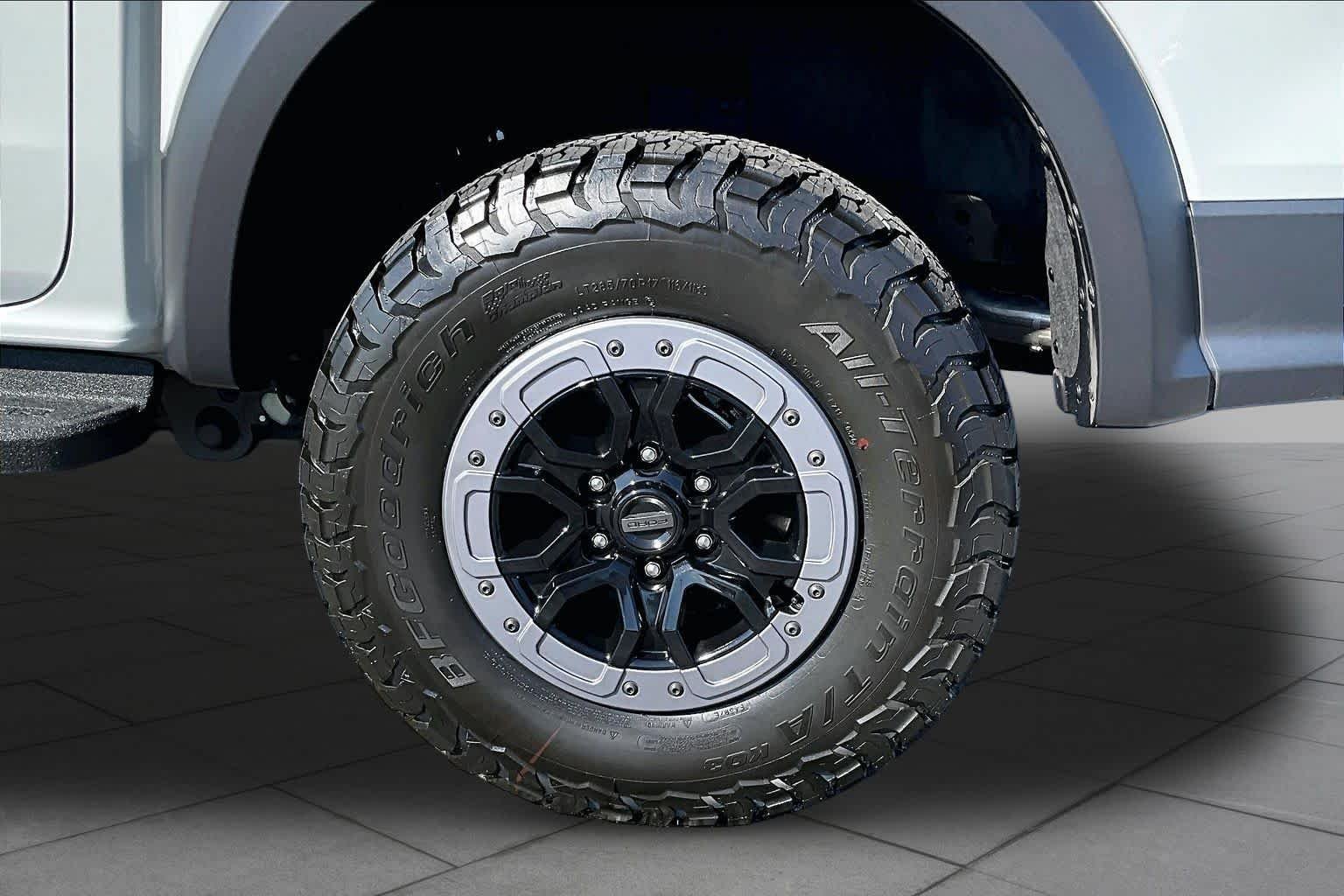 Used 2026 Avalanche Ford Raptor image 10