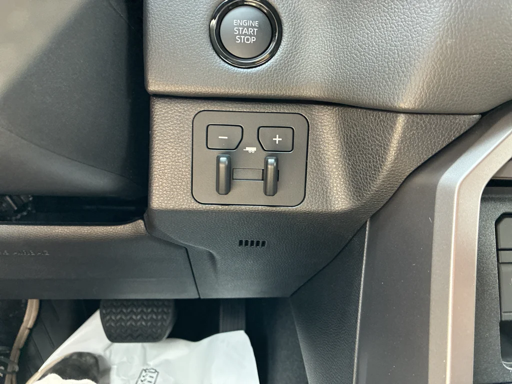 2026 Toyota Tundra Limited - Photo 26