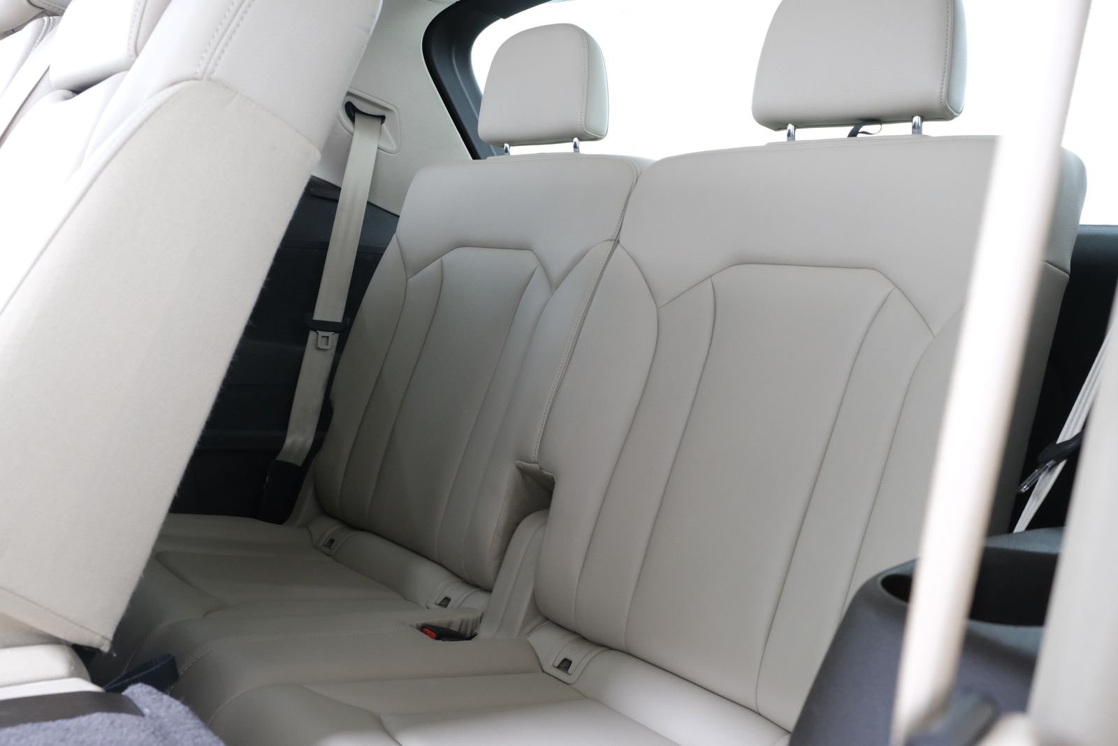 Used 2019 Glacier White Metallic Audi 55 Premium Plus image 37