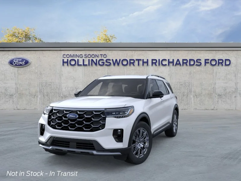New 2026 Star White Metallic Tri-Coat Ford Platinum™ image 2